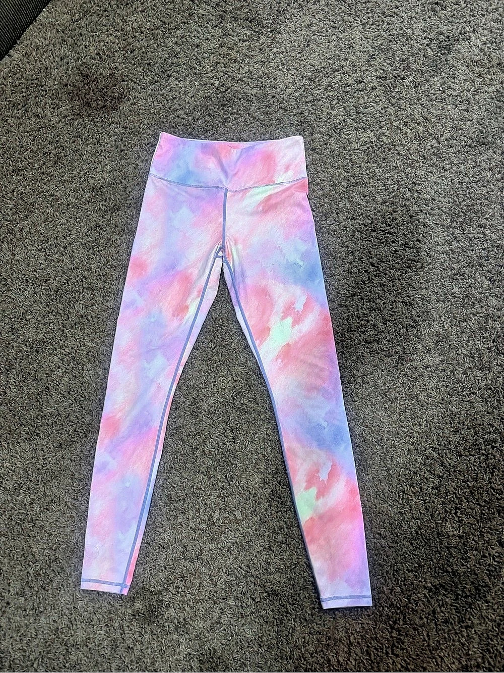 Ziya Tie-Dye Athletic Leggings in Pink & Purple